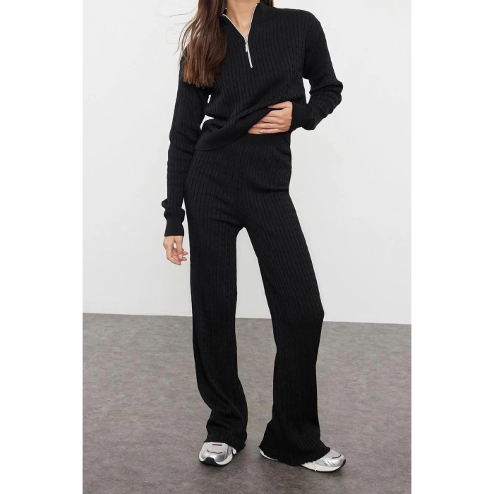 Style Women Modern Fashion Normal Waist Straight Leg Stand Collar Zippered Knitwear Top-Bottom Set