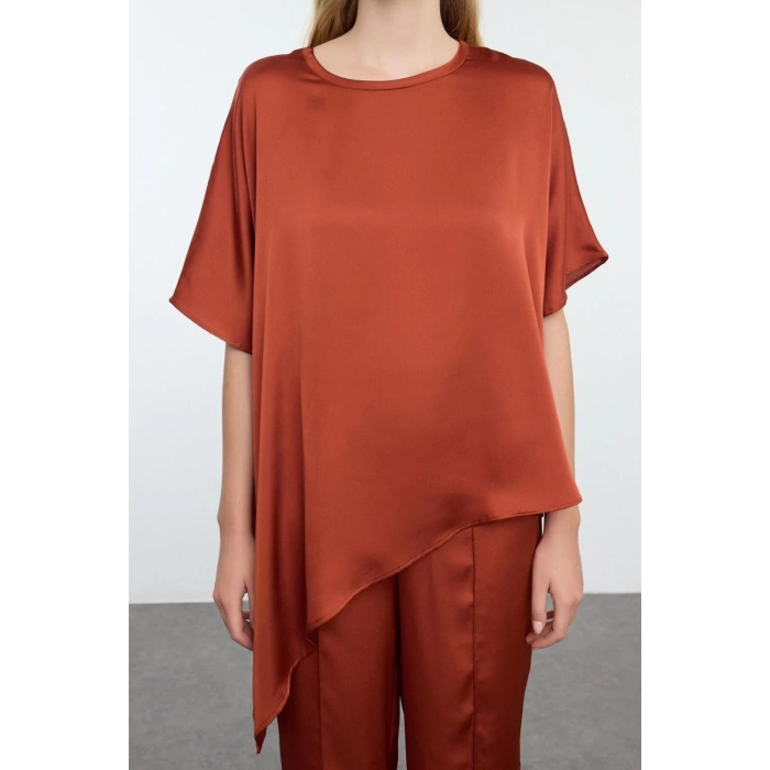 Style Women Modern Fashion Normal Waist Straight Leg Crew Neck Satin Asymmetry Woven Blouse-Pants Set