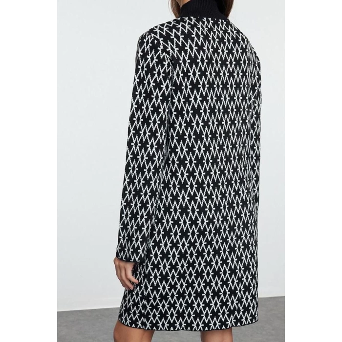 Moda Stil Regular Dik Yaka Mini Boy Triko Geometrik Desenli Elbise