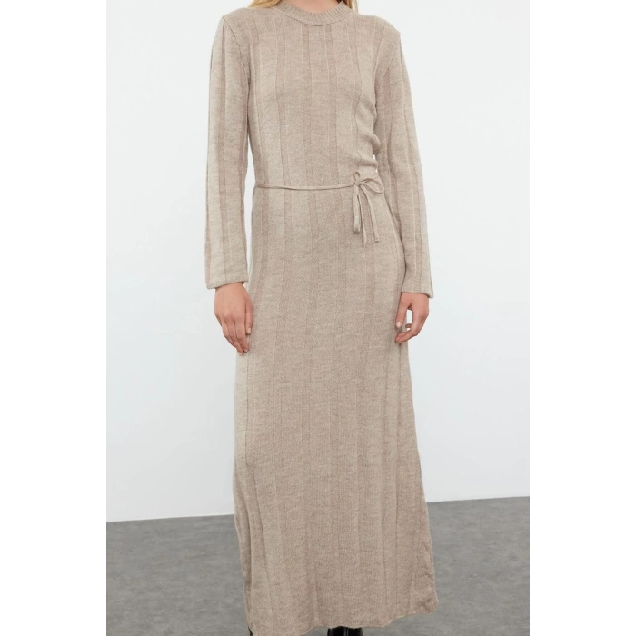 Fashion Style Regular Crew Neck Maxi Length Knitwear Soft Textured Tie Detail Dress