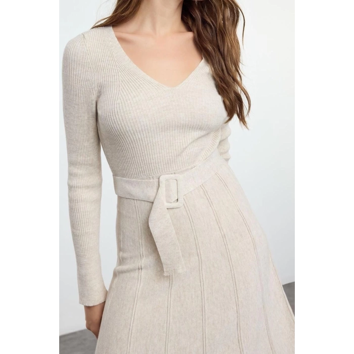 Fashion Style Regular V Neck Midi Length Knitwear Belted Flounce Dress