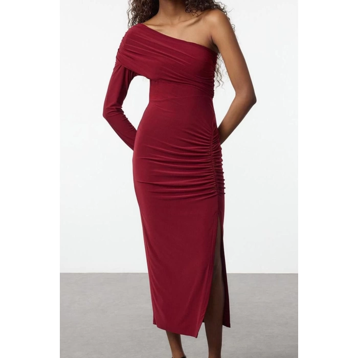 Moda Slim Asimetrik Yaka Maxi Düz Tek Kol Drape Detaylı Yırtmaçlı Vücuda Oturan Esnek Örme Elbise