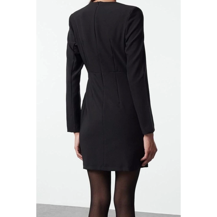 Moda Stil Fitted Kruvaze Mini Boy Vücuda Oturan Taş Şerit Detaylı Dokuma Elbise