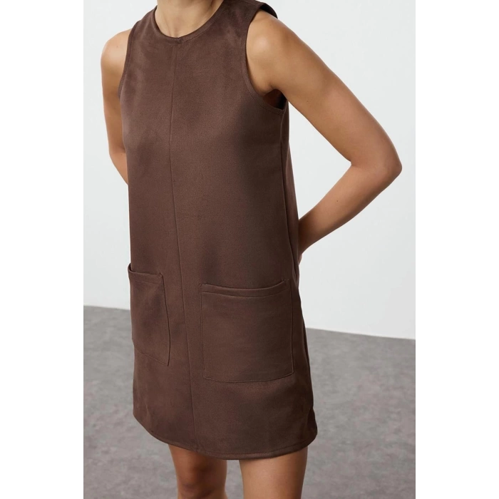 Moda Stil Relaxed Bisiklet Yaka Mini Boy Düz Düz Cep Detaylı A line Çan Kesim Örme Elbise