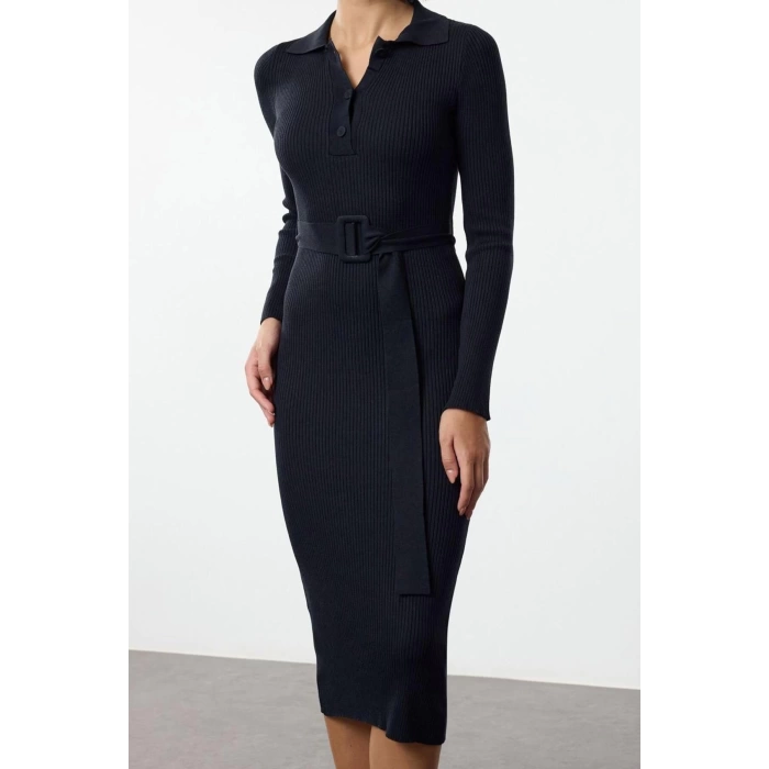 Fashion Style Regular Polo Collar Midi Length Belted Knit Dress
