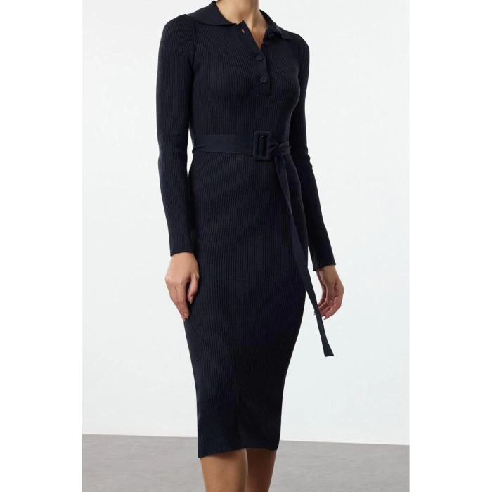 Fashion Style Regular Polo Collar Midi Length Belted Knit Dress