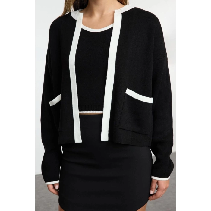 Style Modern Women Regular Standard Sleeve Crew Neck Color Block Knitwear Blouse-Cardigan Set