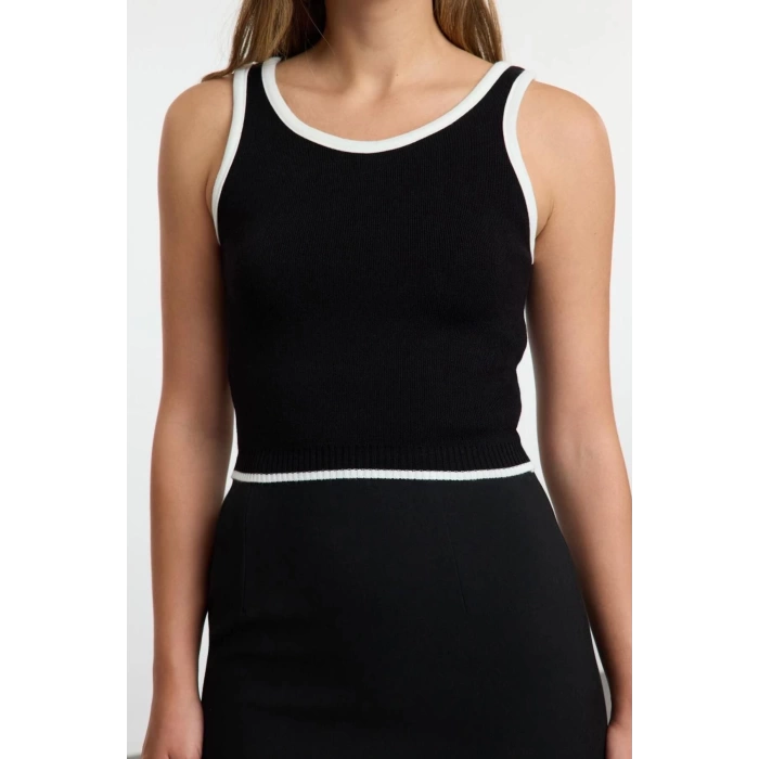 Style Modern Women Regular Standard Sleeve Crew Neck Color Block Knitwear Blouse-Cardigan Set