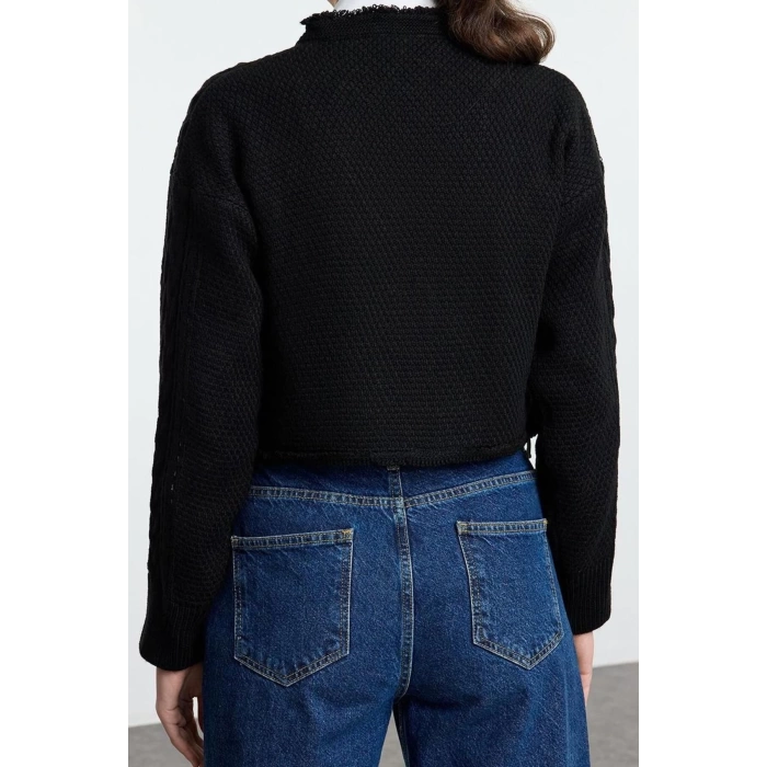 Style Modern Women Crop Standard Sleeve V Neck Tie Detail Knitwear Cardigan