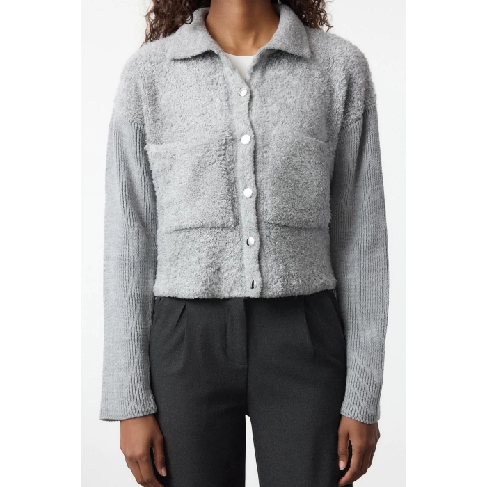 Style Women Regular Standard Sleeve Polo Collar Oversize Wide Pattern Boucle Coat Look Knitwear Cardigan