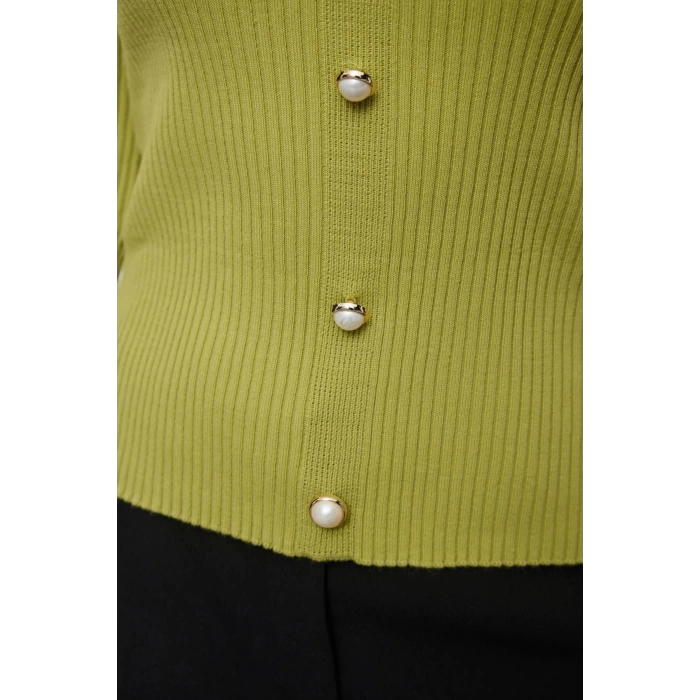Style Modern Women Regular Standard Sleeve Boat Neck Carmen Collar Knitwear Cardigan