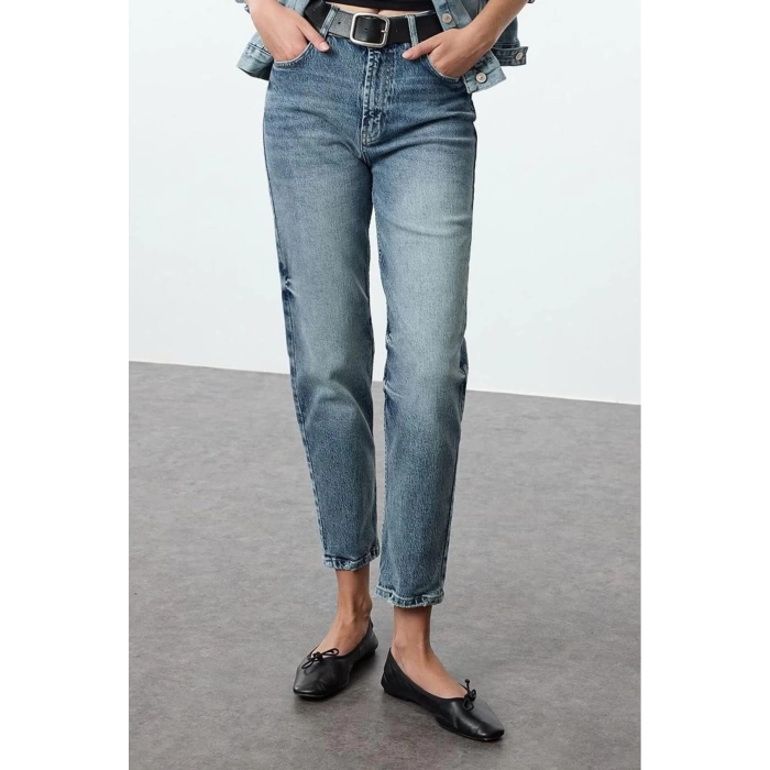 Style Women Fashion Denim Jeans Pants Long Straight Leg Blue Faded Vintage High Waist Slim Mom Jeans