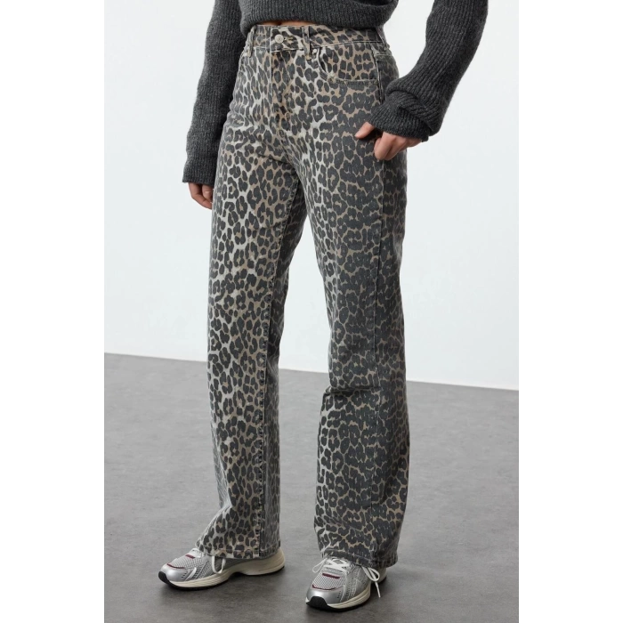 Style Women Fashion Denim Jeans Pants Long Straight Leg Leopard Print Brown High Waist Jeans