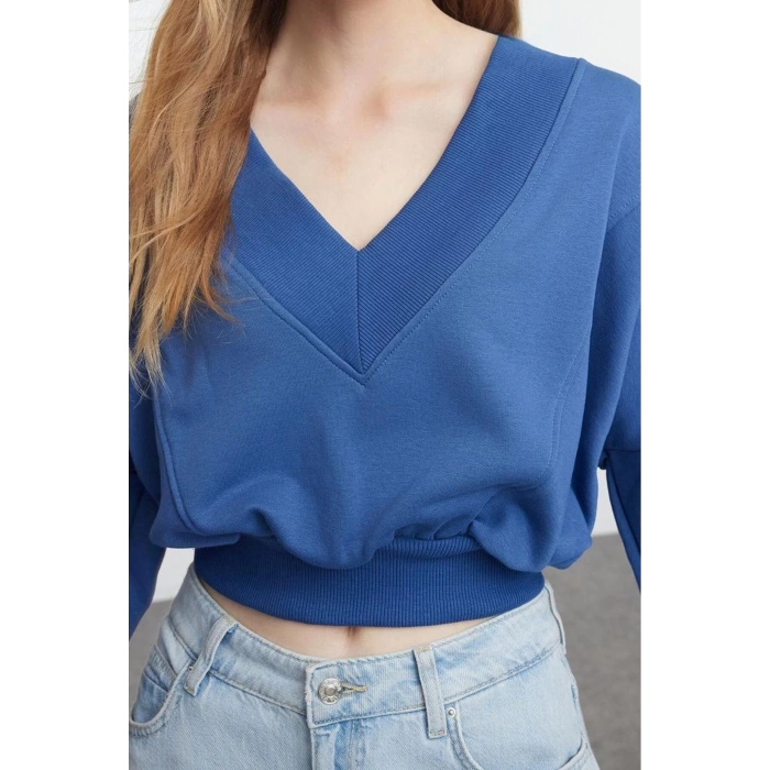 Tarz Relaxed V Yaka Düşük Kol Crop Rahat Kalıp V Yaka Kalın Örme Sweatshirt