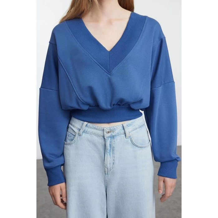 Tarz Relaxed V Yaka Düşük Kol Crop Rahat Kalıp V Yaka Kalın Örme Sweatshirt