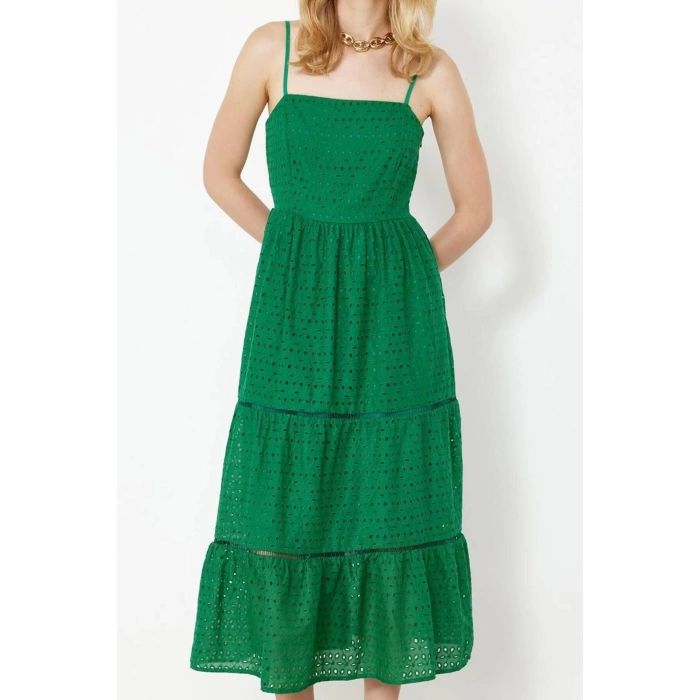 Moda Stil Regular Kare Yaka Maxi Boy Belden Açılan Brode Dokuma Elbise