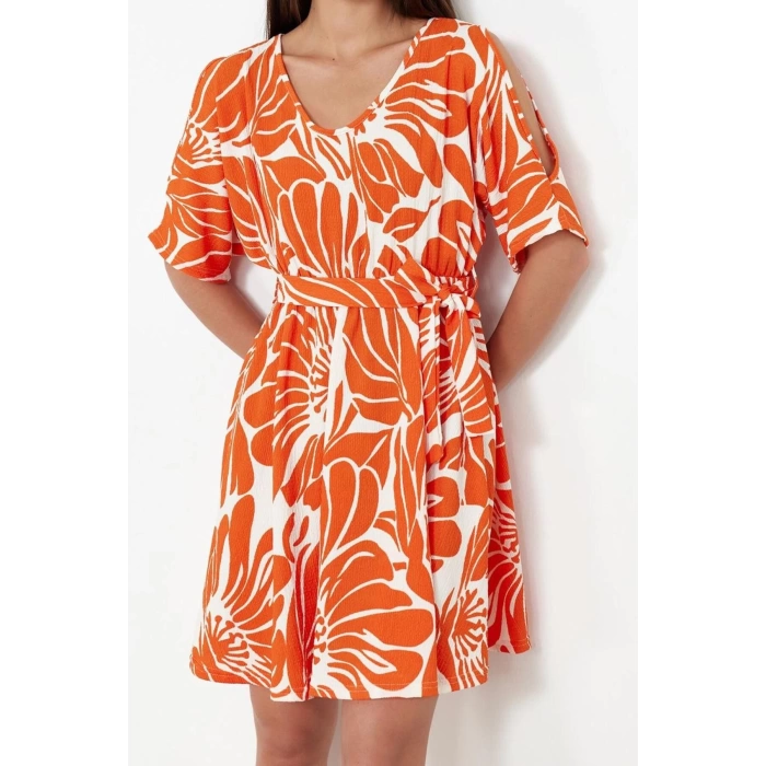 Moda Stil Regular Havuz Yaka Midi Boy Baskılı Baskılı Kuşaklı Rahat Kesim Esnek Örme Elbise
