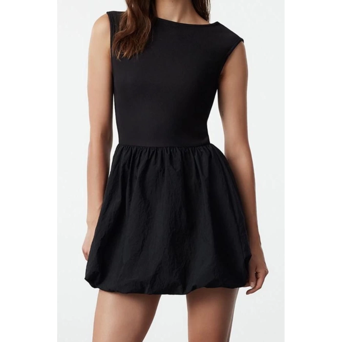 Moda Stil Slim Kayık Yaka Mini Boy Balon Etekli Paraşüt Kumaş Dokuma Elbise