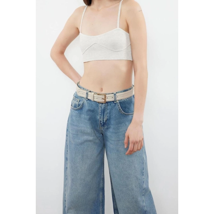 Moda Kalp Yaka Triko Regular Düz Desen Casual Günlük Crop Askılı Kol Bluz