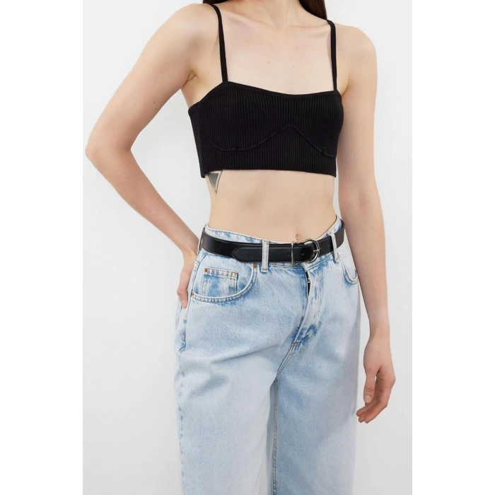 Moda Kalp Yaka Triko Regular Düz Desen Casual Günlük Crop Askılı Kol Bluz