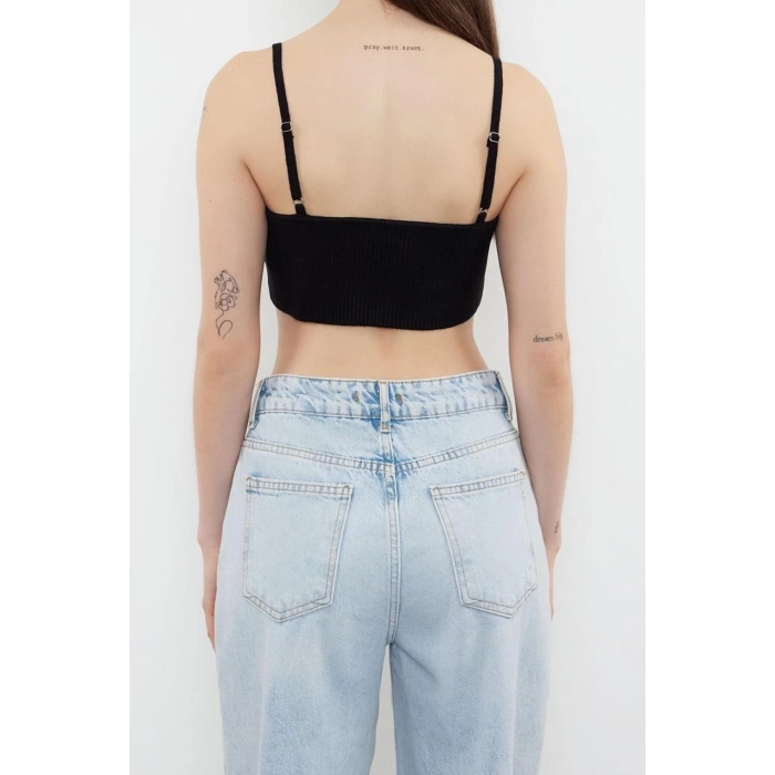 Moda Kalp Yaka Triko Regular Düz Desen Casual Günlük Crop Askılı Kol Bluz