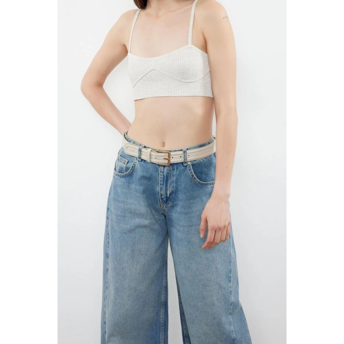 Moda Kalp Yaka Triko Regular Düz Desen Casual Günlük Crop Askılı Kol Bluz