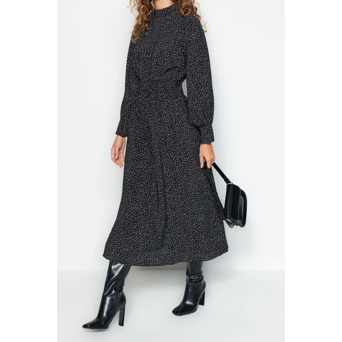 Moda Regular Casual Günlük Lilyum Dokuma Dik Yaka Uzun Kol Shift Maxi Boy Tesettür Elbise