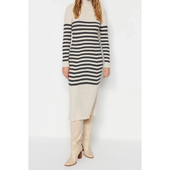 Moda Slim Casual Günlük Fitilli Triko Dik Yaka Uzun Kol A-Line Maxi Boy Elbise