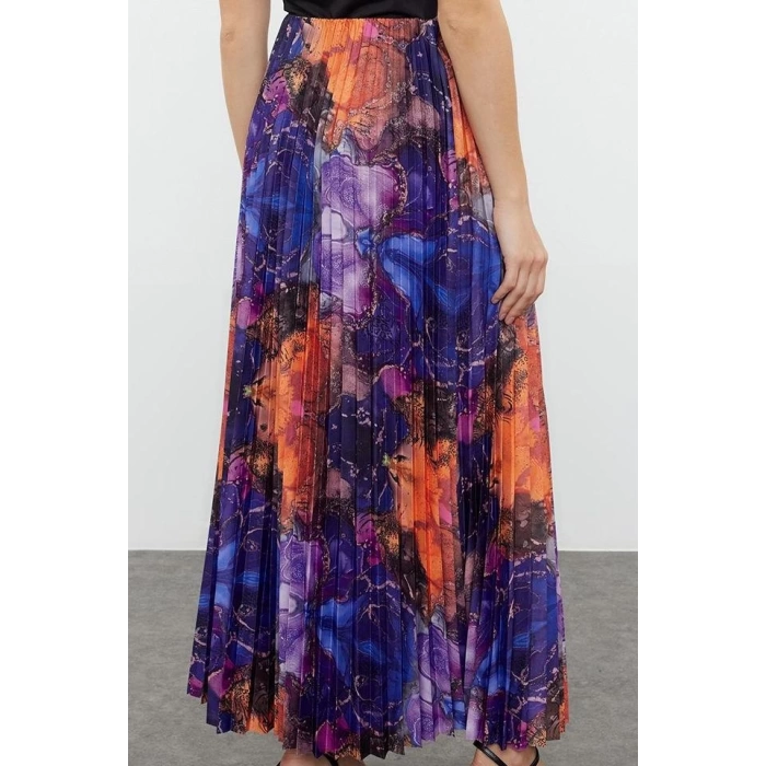 Fashion Regular Plain Pattern Daily Maxi Length Pleated Maxi Flexible Knitted Skirt