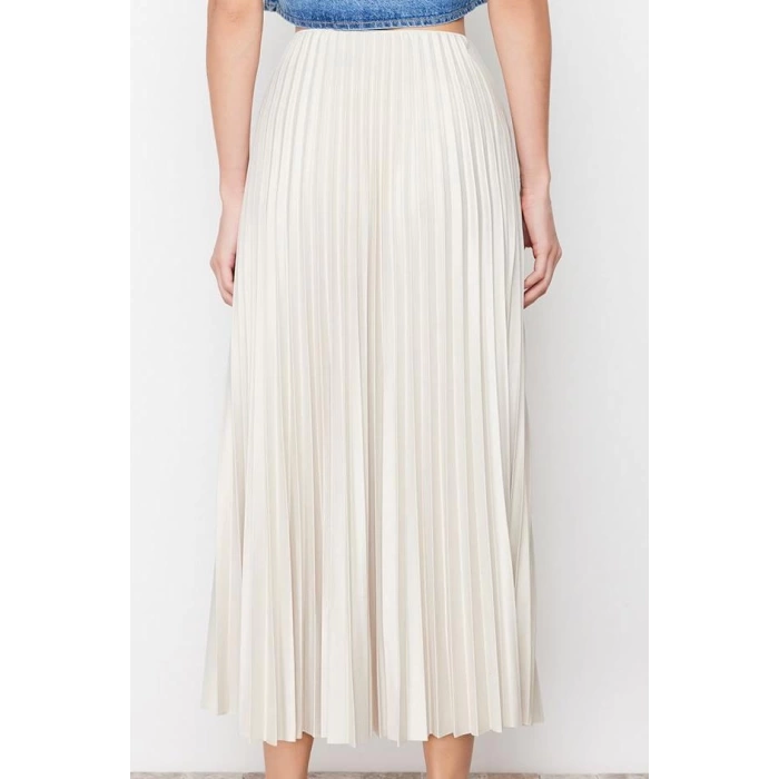 Fashion Regular Plain Pattern Daily Maxi Length Pleated Maxi Flexible Knitted Skirt