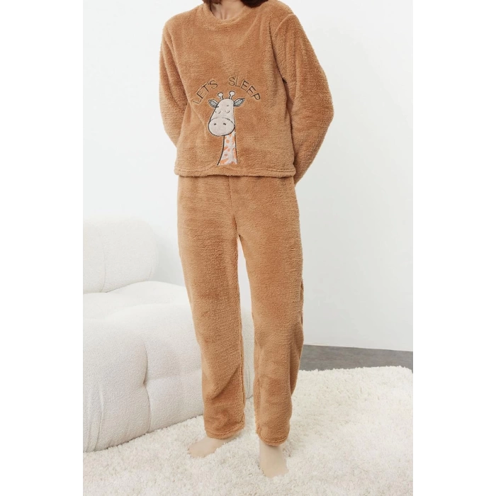 Tarz Rahat Uzun Kollu Boru Paça Hayvan Nakışlı Wellsoft Kışlık Örme Pijama Takımı