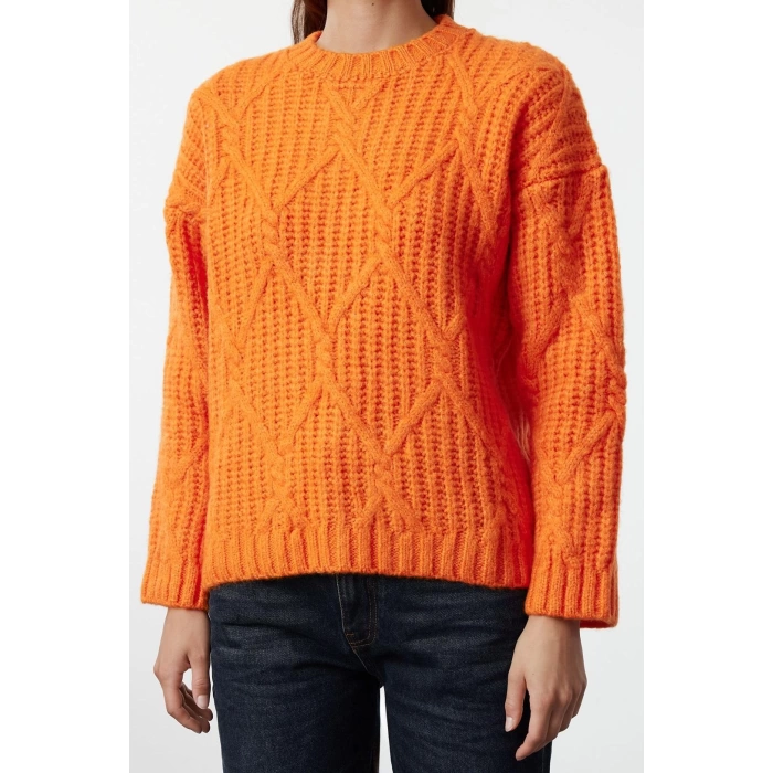 Women Modern Style Casual Long Crew Neck Knitted Sleeve Regular Knitwear Sweater