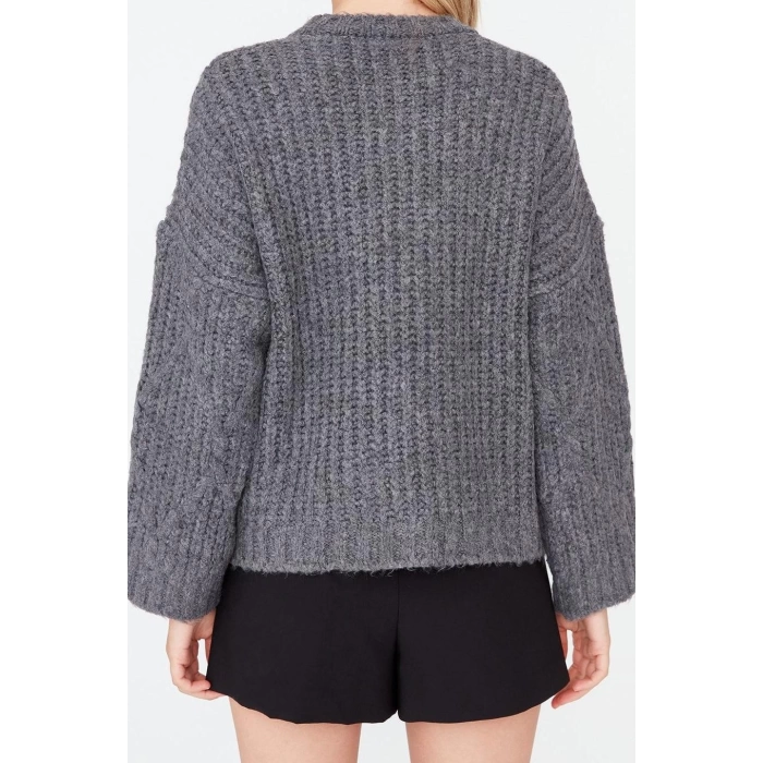 Women Modern Style Casual Long Crew Neck Knitted Sleeve Regular Knitwear Sweater