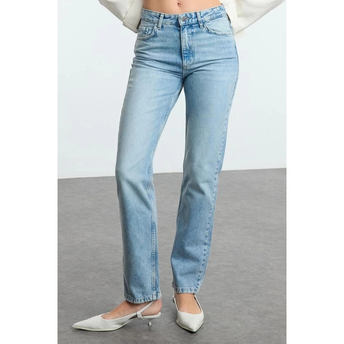 Style Women Fashion Denim Jeans Pants Long Straight Leg Low Waist Comfort Straight Jeans