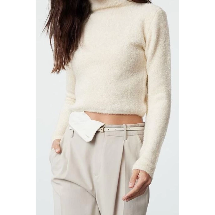 Style Modern Women Crop Standard Sleeve Stand Collar Boucle Knitwear Sweater