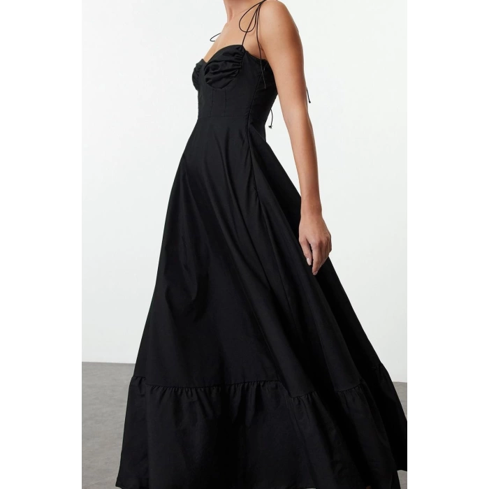 Fashion Style Regular Heart Neck Maxi Length Drape Detailed Woven Dress