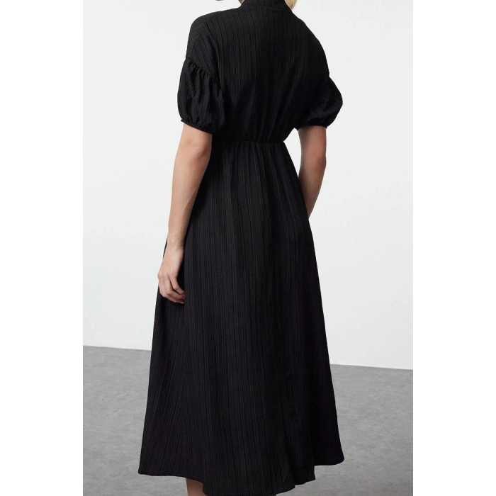Moda Stil Regular Hakim Yaka Maxi Boy Fiyonk Detaylı Dokuma Elbise