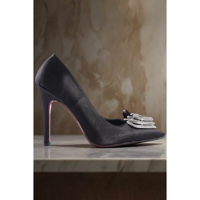 Stil Modern Kadın Kalp Tokalı Stiletto Topuklu Ayakkabı Özel Tasarım Gündüz Gece Abiye Ayakkabı