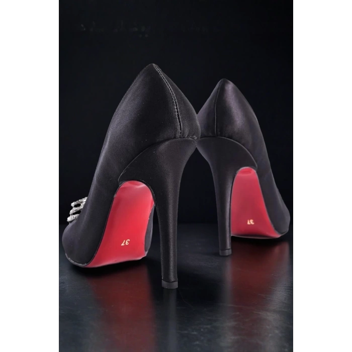 Stil Modern Kadın Kalp Tokalı Stiletto Topuklu Ayakkabı Özel Tasarım Gündüz Gece Abiye Ayakkabı
