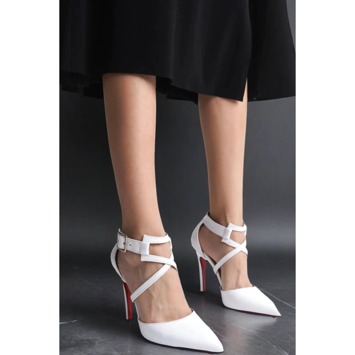Kadın Çapraz Tokalı Topuklu Ayakkabı Sivri Burun Şık Stiletto