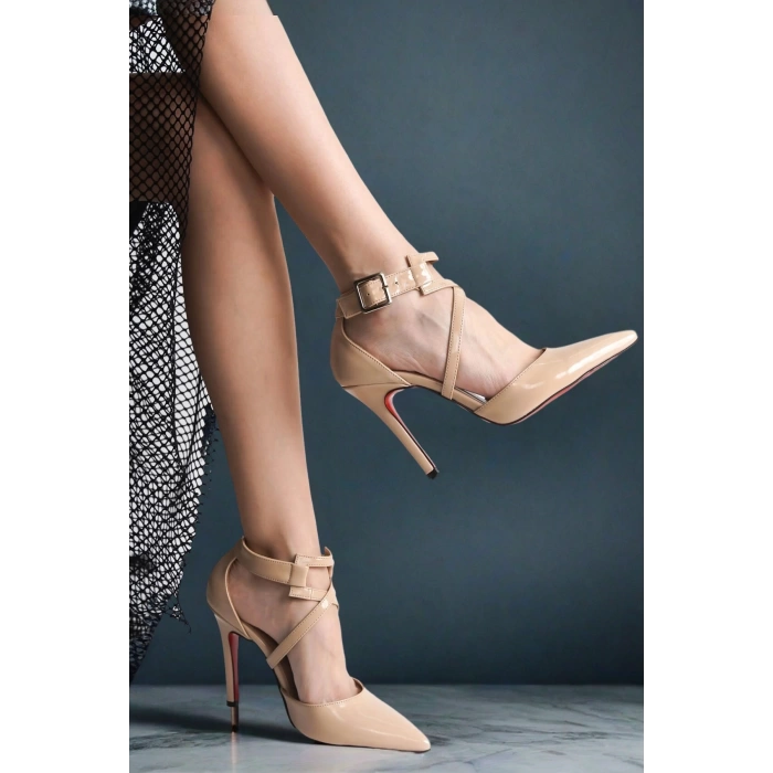 Kadın Çapraz Tokalı Topuklu Ayakkabı Sivri Burun Şık Stiletto