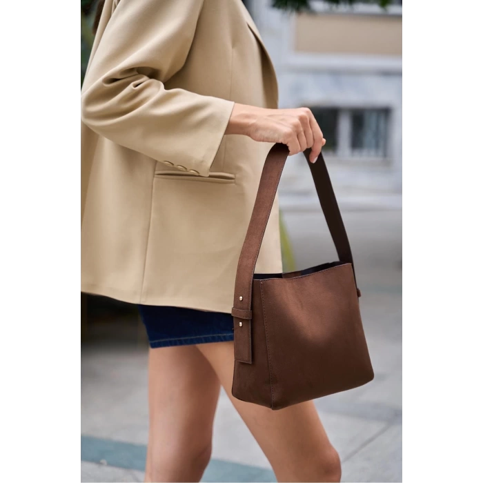 Shopper Yumuşak Deri Ayarlanabilir Askılı Omuz Çantası Vizon