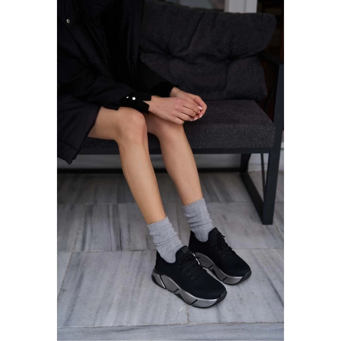 Bağcık Detaylı Fileli Sneaker Ve Günlük Spor Ayakkabı Siyah-Gri