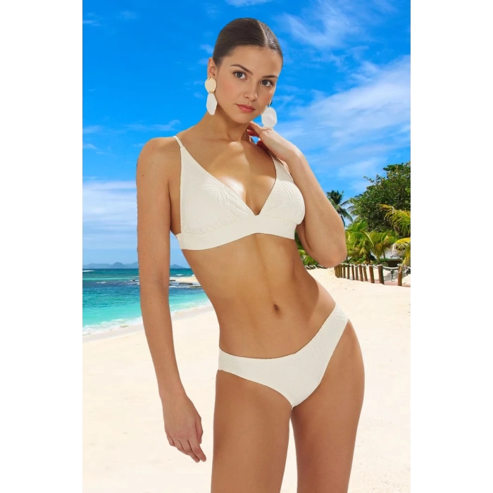 Üçgen Bikini Takımı Şık Detaylı Yaz Koleksiyonu UV Korumalı Hızlı Kuruyan Premium Kalite