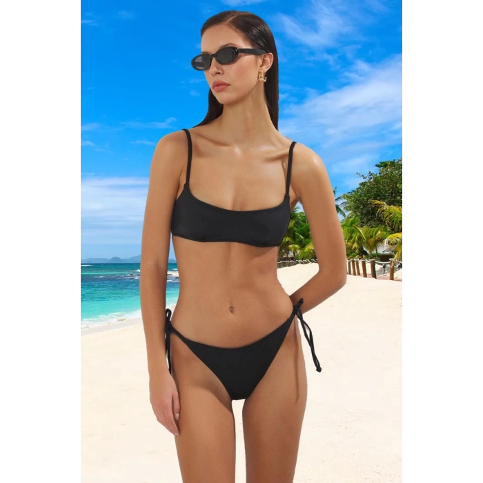 Simli Bikini Takımı Yaz Koleksiyonu Esnek Kumaş Ergonomik Kesim Hızlı Kuruyan Plaj Ve Havuz İçin