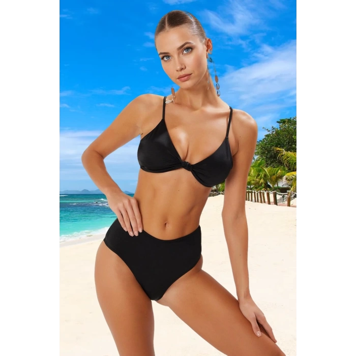 Desenli Üçgen Bikini Takımı Ergonomik Kesim Hızlı Kuruyan Premium Kalite Su Sporları İçin