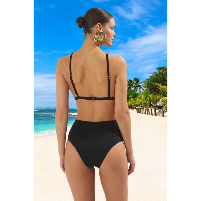 Desenli Üçgen Bikini Takımı UV Korumalı Hızlı Kuruyan Özel Tasarım Plaj Ve Havuz İçin