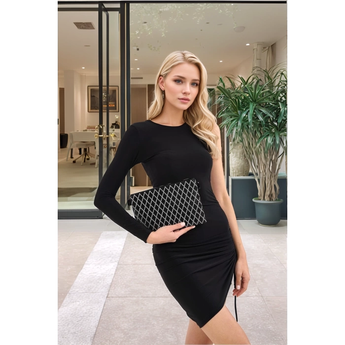 Gece Davetleri İçin Damla Taş Detaylı Zincir Askılı Şık Clutch El ve Omuz Çantası
