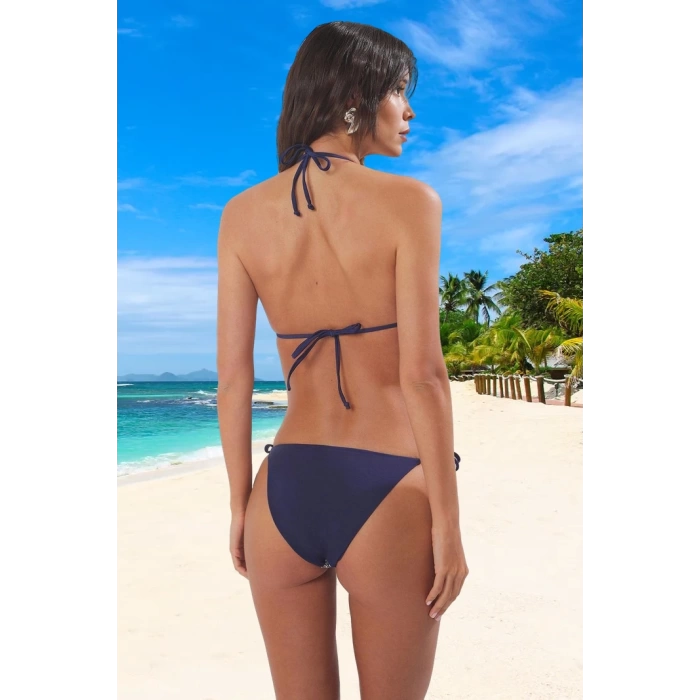Üçgen Bikini Takımı Şık Detaylı Esnek Kumaş Plaj Ve Havuz İçin Hızlı Kuruyan Ergonomik Kesim