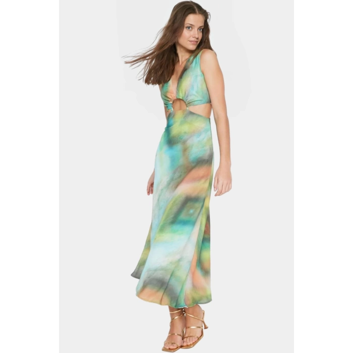 Batik Desenli Maxi Elbise A Line Kalıp Polyester Kumaş Yazlık Elbise Uzun Ömürlü Yüksek Kalite